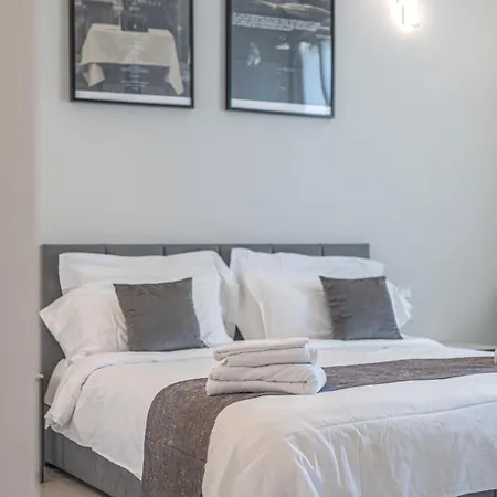 Apartament Moscova Luxury New Mediolan
